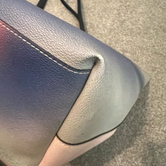 Rebecca Minkoff Graffiti Tote Bag 💙 - Picture 7 of 9